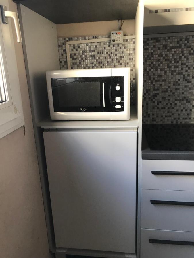 Appartement Entier 30 M2, Tramway Saint-Florent, Parking Prive Gratuit ストラスブール エクステリア 写真