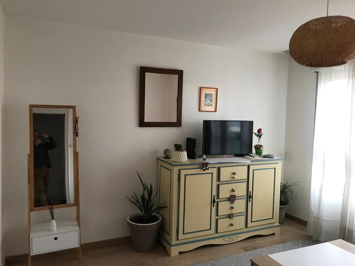 Appartement Entier 30 M2, Tramway Saint-Florent, Parking Prive Gratuit ストラスブール エクステリア 写真